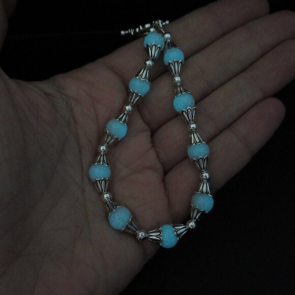 Glow in the dark glass bracelet - Picture 6 of 10